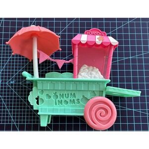 Num Noms Popcorn Stand‎ Cart Playset Popcorn Puffs 2016 MGA Entertainment